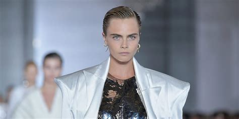 cara delevingne naked|EXCLUSIVE: Cara Delevingne Goes Nude for Balmain Campaign。